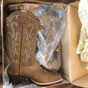 Women’s Ariat Legend Cowboy Boots Brand New 7.5